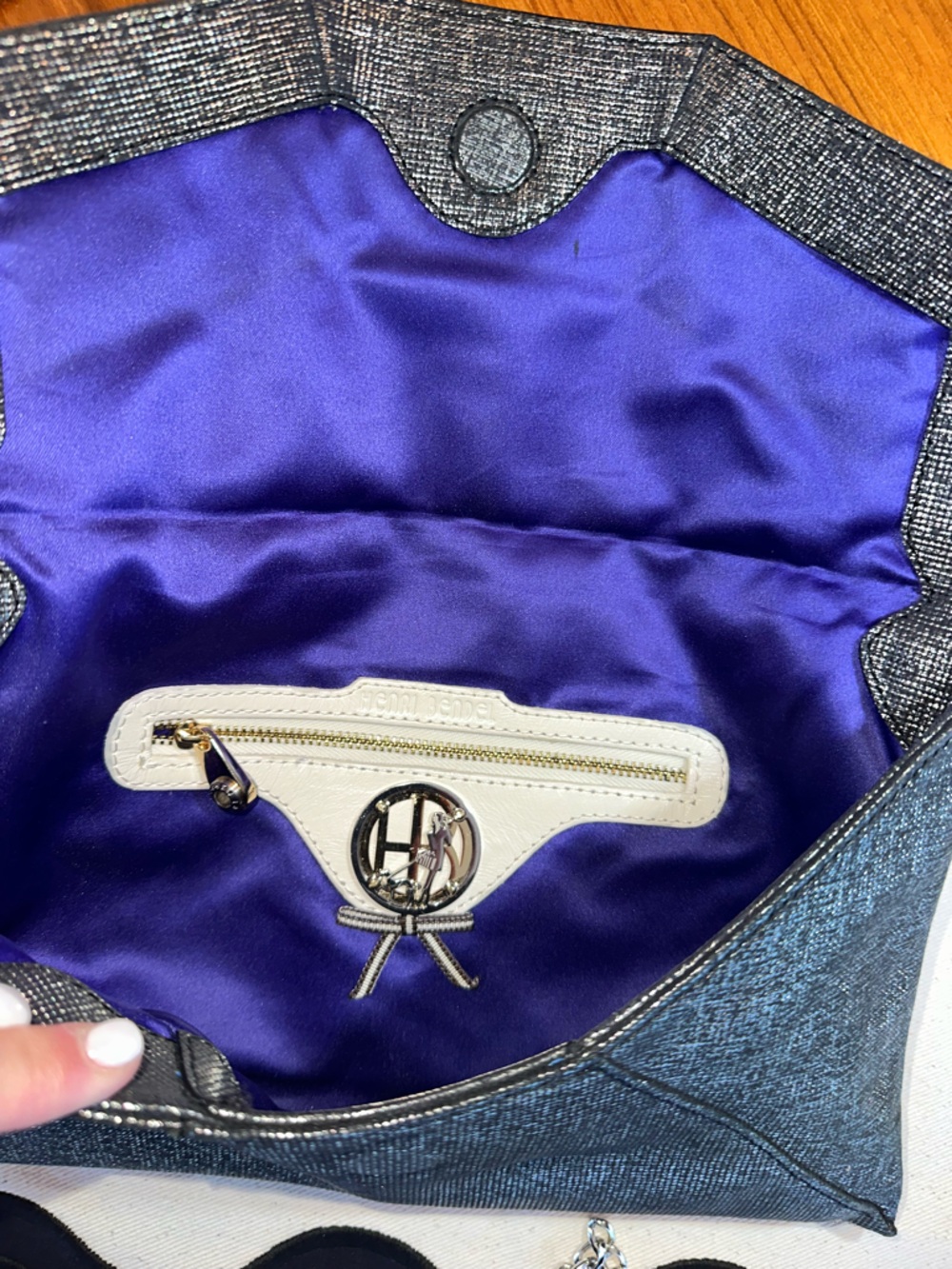 ✨Henri Bendel Metallic Jacquard Envelope Clutch • Satin Lined • Collector Piece - Picture 12 of 16